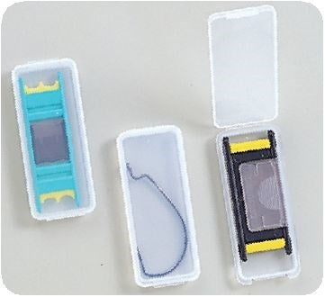 スリムミニケース 28×67×9mm