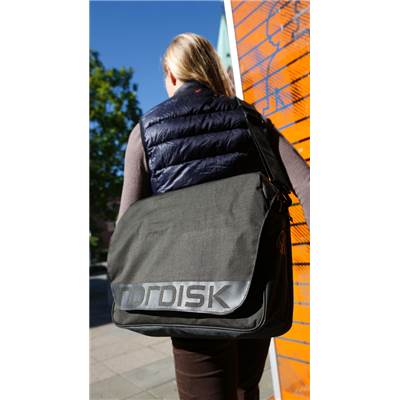 ロスキレ 2Wayバッグ 18L ショルダーバッグ